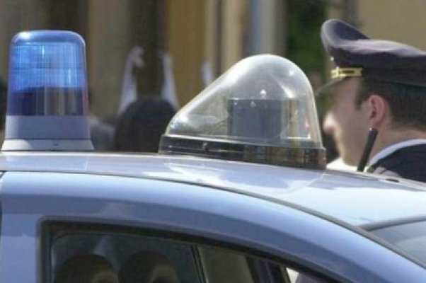 Doi români au fost înjunghiaţi în Italia